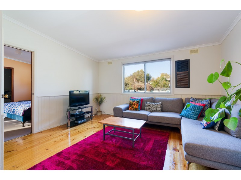 24 Parker Street, Castlemaine VIC 3450