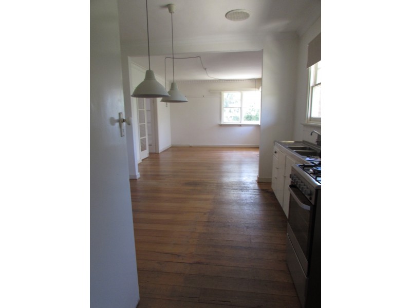 2/14 Yeats Street, Castlemaine VIC 3450