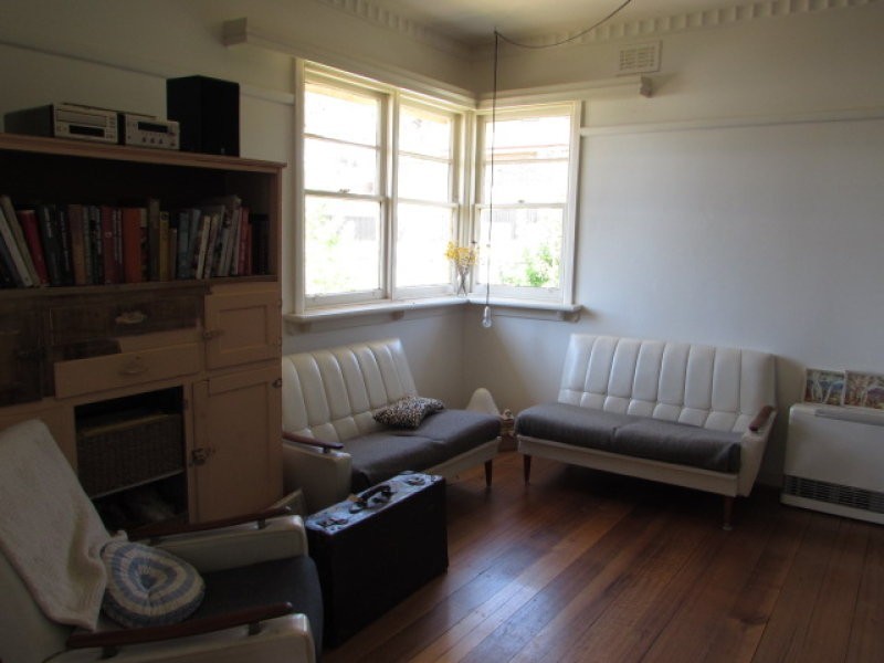 2/14 Yeats Street, Castlemaine VIC 3450