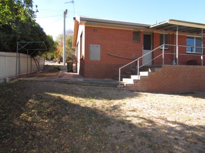 4/67 Bull Street, Castlemaine VIC 3450