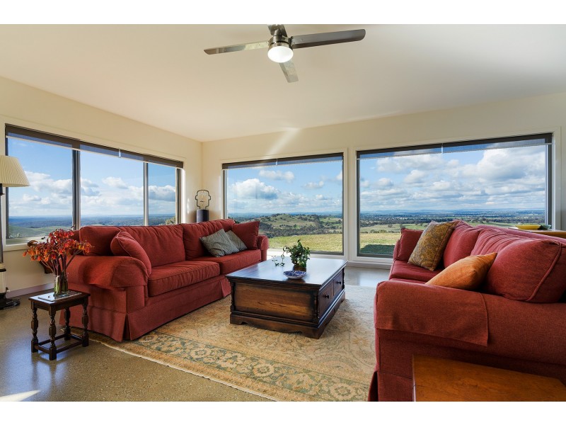 269 Wilkinsons Rd, Sedgwick VIC 3551