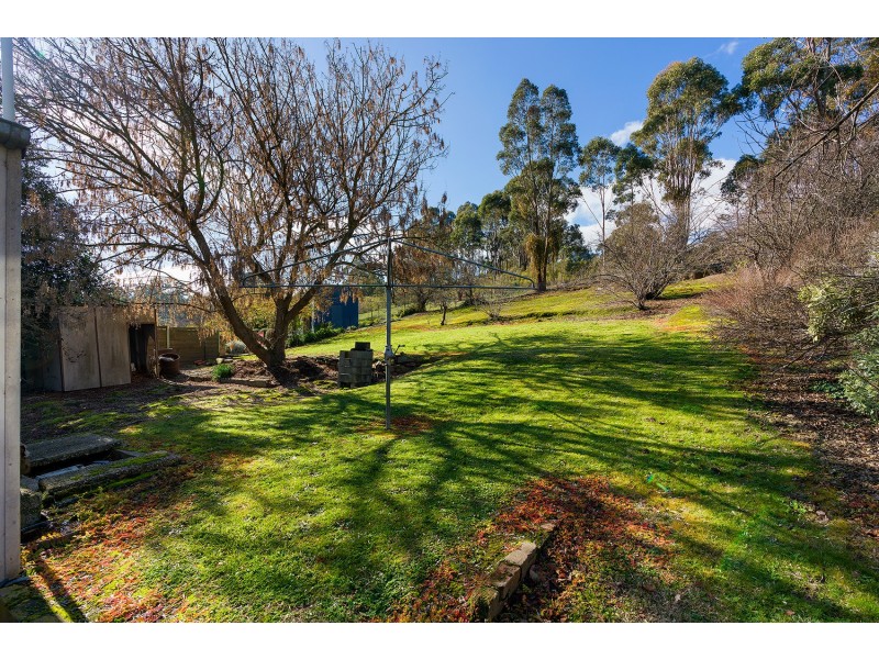 282 Pyrenees Highway, Chewton VIC 3451