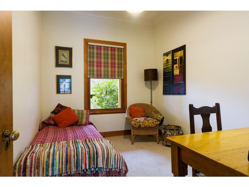 101 Diamond Gully Road, Mckenzie Hill VIC 3451