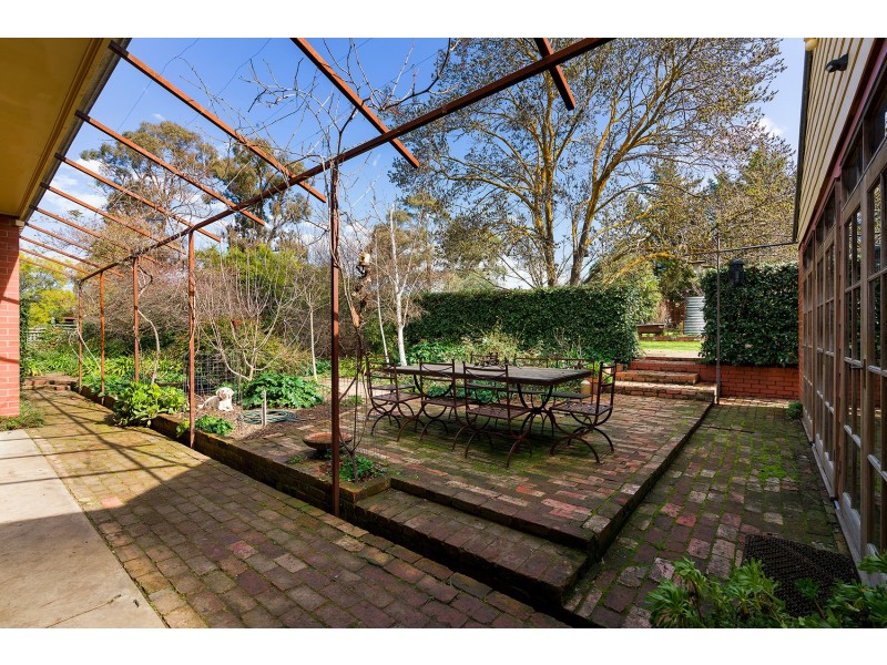 101 Diamond Gully Road, Mckenzie Hill VIC 3451