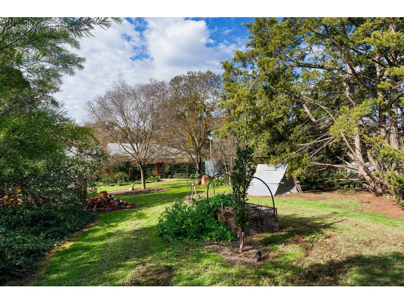 101 Diamond Gully Road, Mckenzie Hill VIC 3451