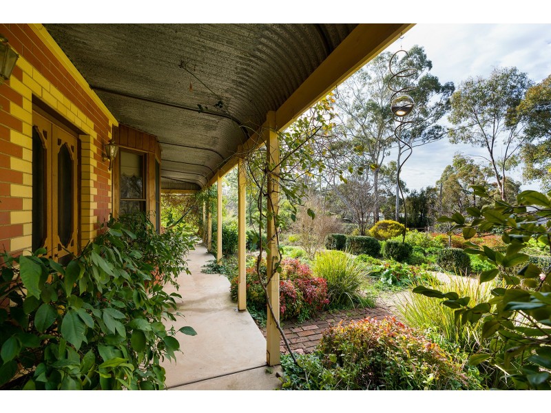 101 Diamond Gully Road, Mckenzie Hill VIC 3451