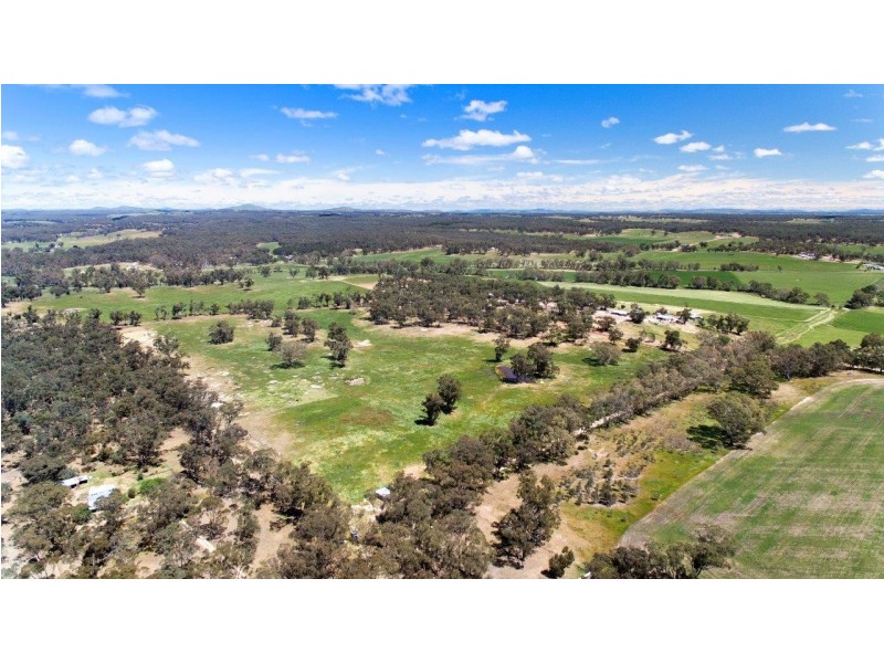Cnr Claypit Road and Strangways School Road, Strangways VIC 3461