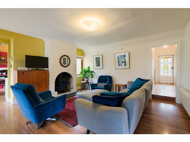 13 Farrell Avenue, Castlemaine VIC 3450