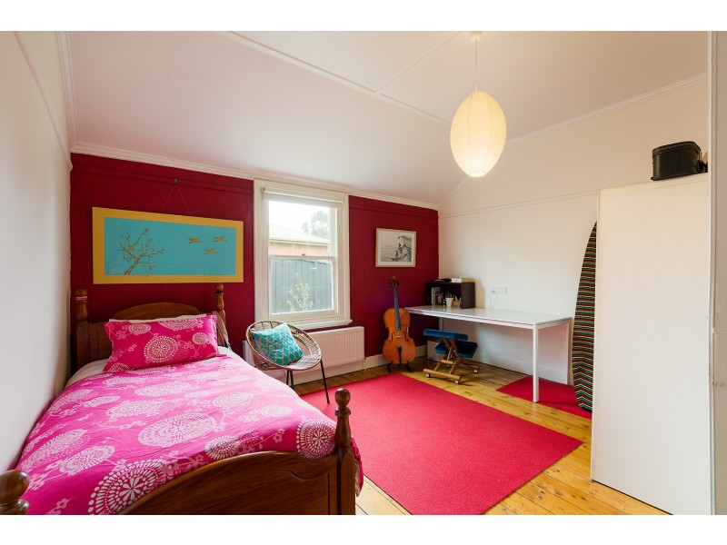 13 Farrell Avenue, Castlemaine VIC 3450