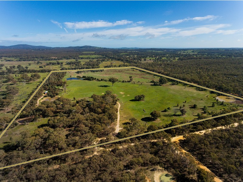 128 Centre Road, Walmer VIC 3463