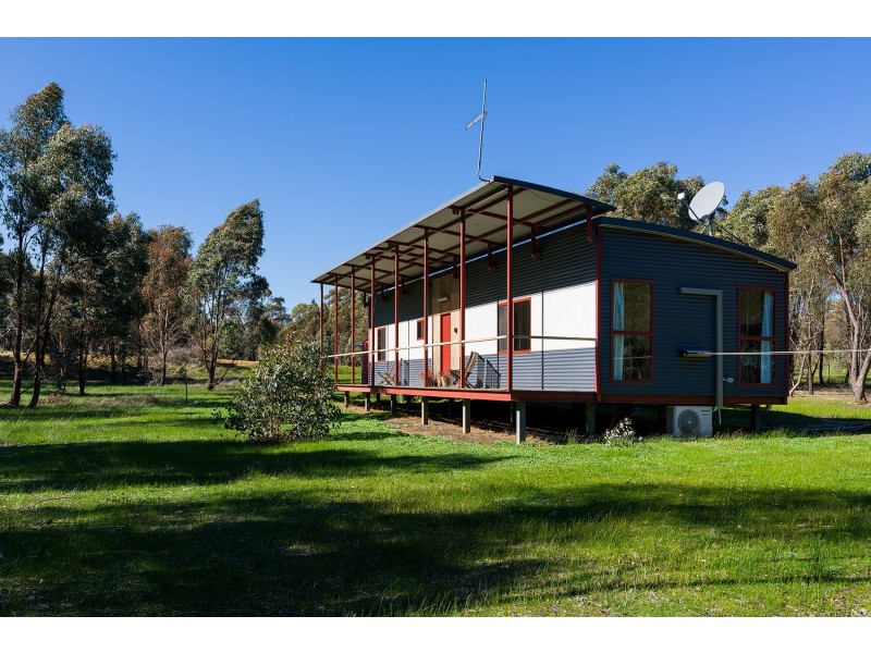 128 Centre Road, Walmer VIC 3463