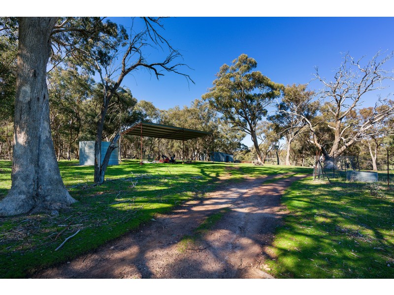 128 Centre Road, Walmer VIC 3463