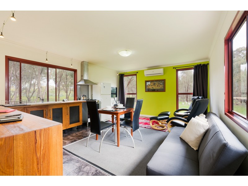 128 Centre Road, Walmer VIC 3463