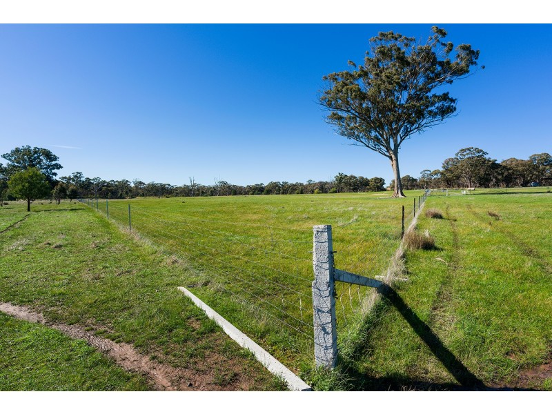 128 Centre Road, Walmer VIC 3463