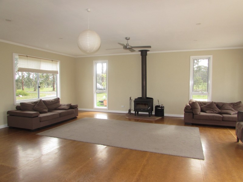 54 Treloars Road, Tarrengower VIC 3463