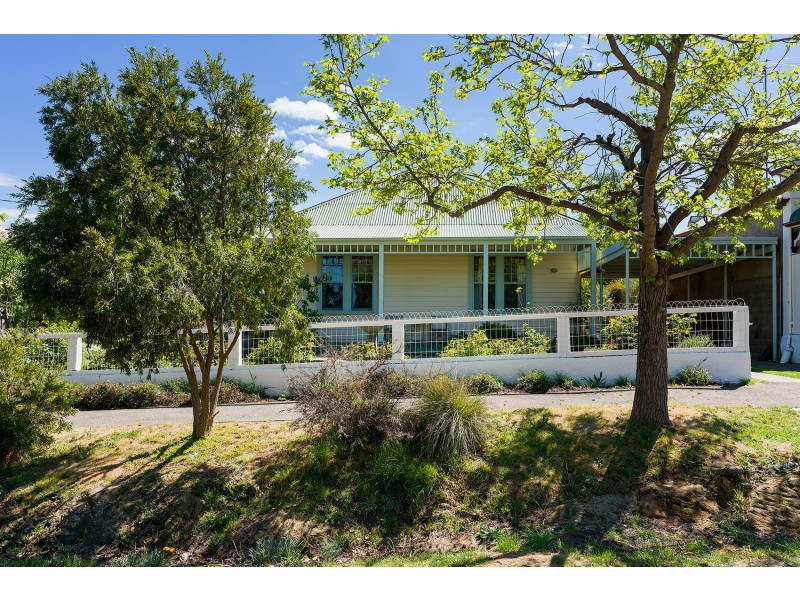 41 Campbell St, Castlemaine VIC 3450