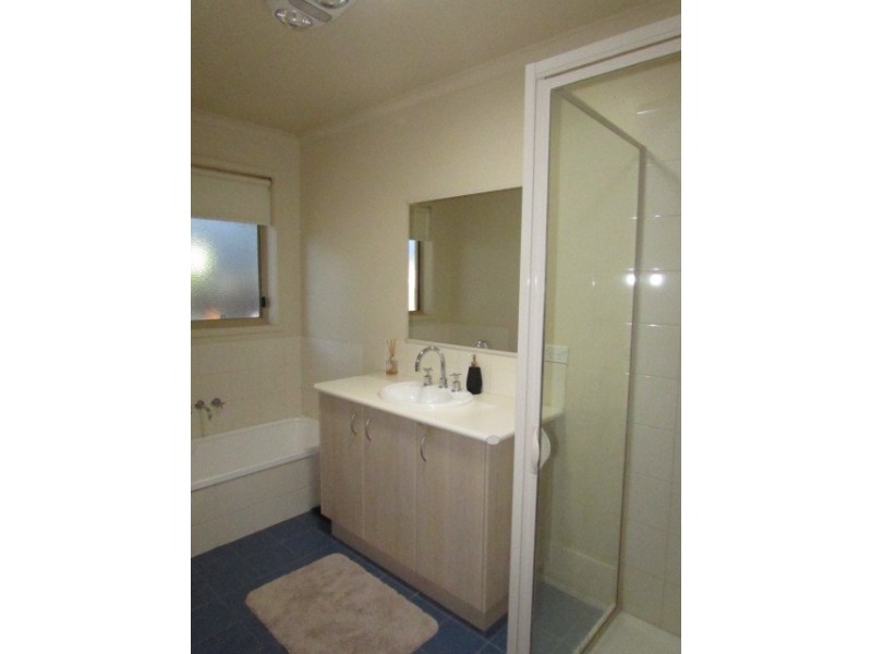 4/32 Ray Street, Castlemaine VIC 3450