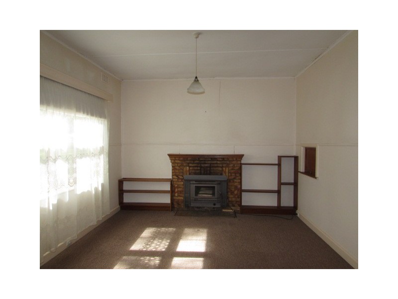 8890 Midland Highway, Harcourt VIC 3453