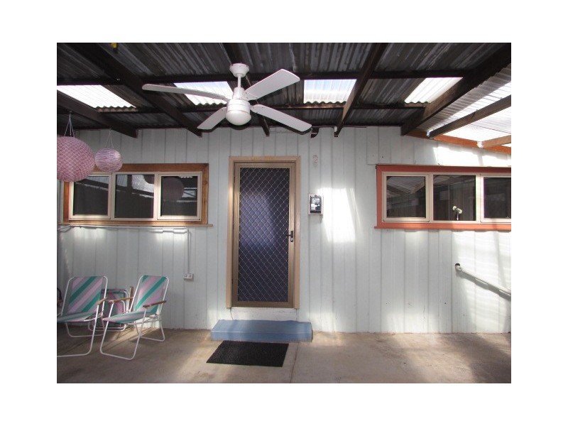 2/1 Johnstone Street, Castlemaine VIC 3450