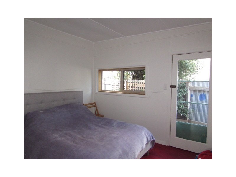 2/1 Johnstone Street, Castlemaine VIC 3450