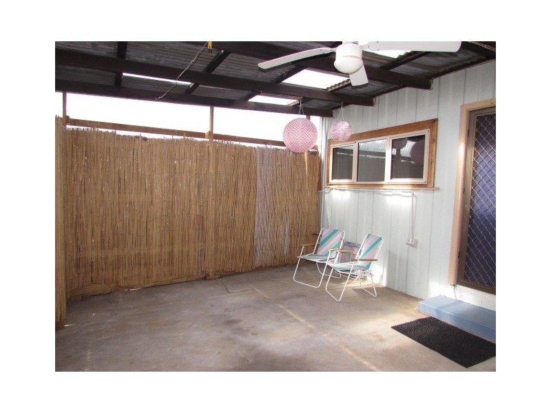 2/1 Johnstone Street, Castlemaine VIC 3450