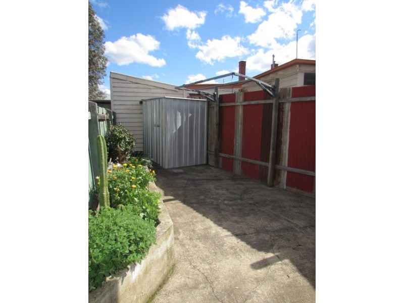 2/1 Johnstone Street, Castlemaine VIC 3450