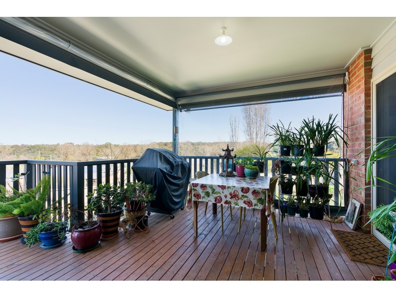 4 Catherine Court, Campbells Creek VIC 3451