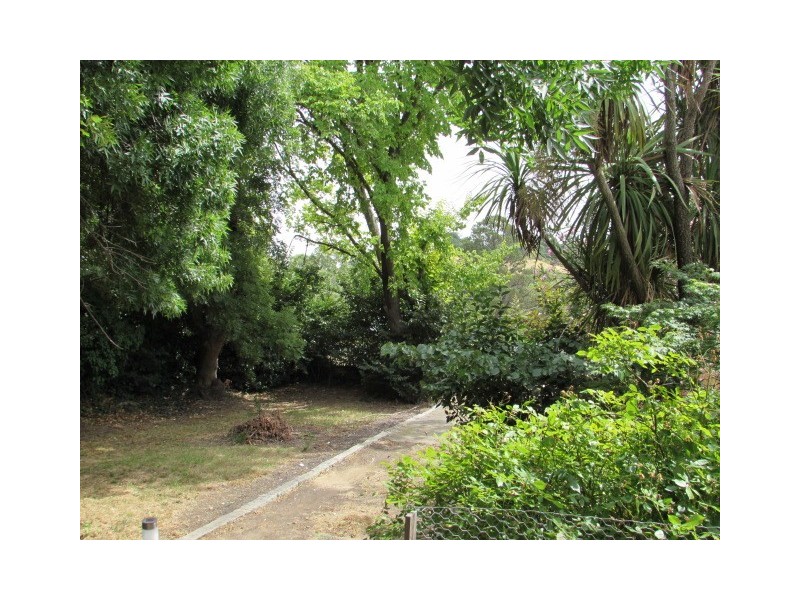 3A Railway Avenue, Castlemaine VIC 3450