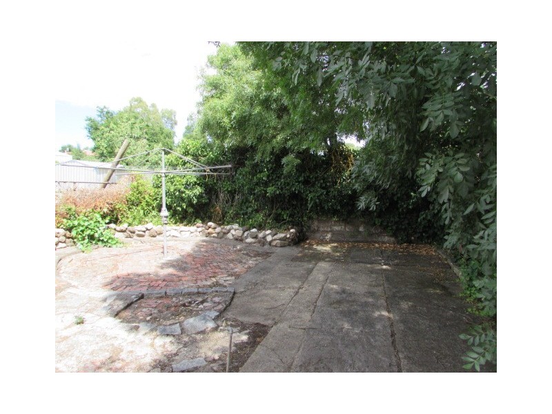 3A Railway Avenue, Castlemaine VIC 3450