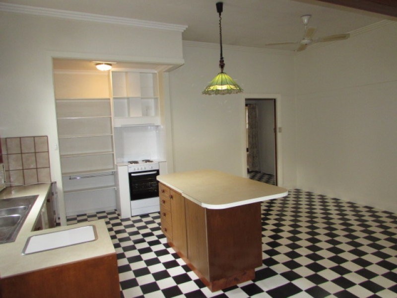 32 Bowden Street, Castlemaine VIC 3450