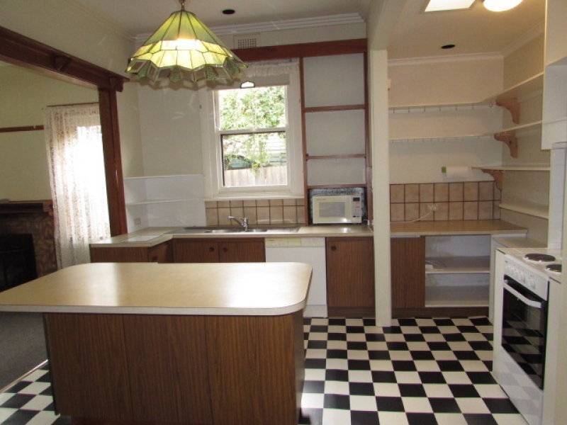 32 Bowden Street, Castlemaine VIC 3450