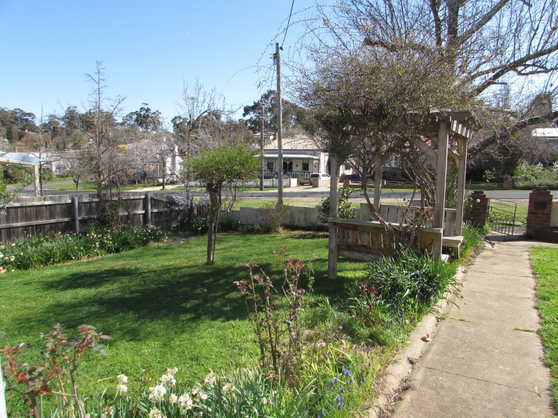 32 Bowden Street, Castlemaine VIC 3450