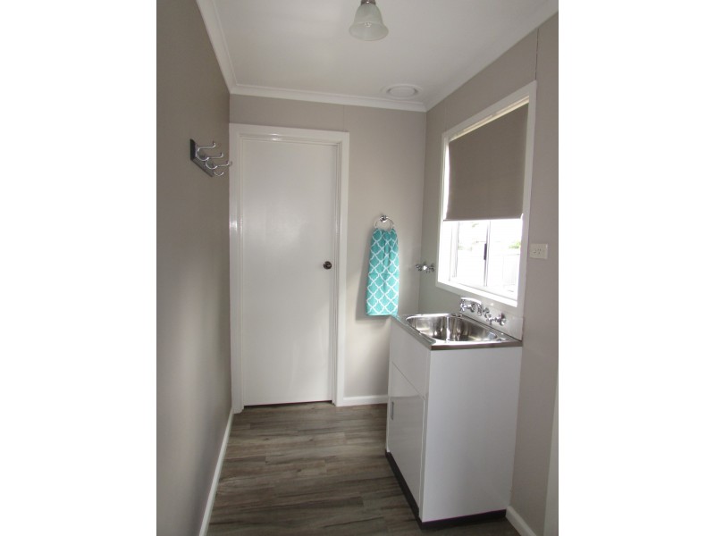 11 Roderick Street, Castlemaine VIC 3450