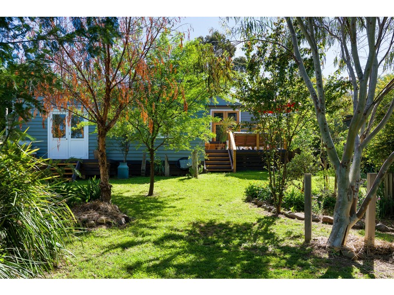16 Moscript Street, Campbells Creek VIC 3451