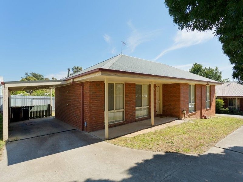 2/123 Duke Street, Castlemaine VIC 3450