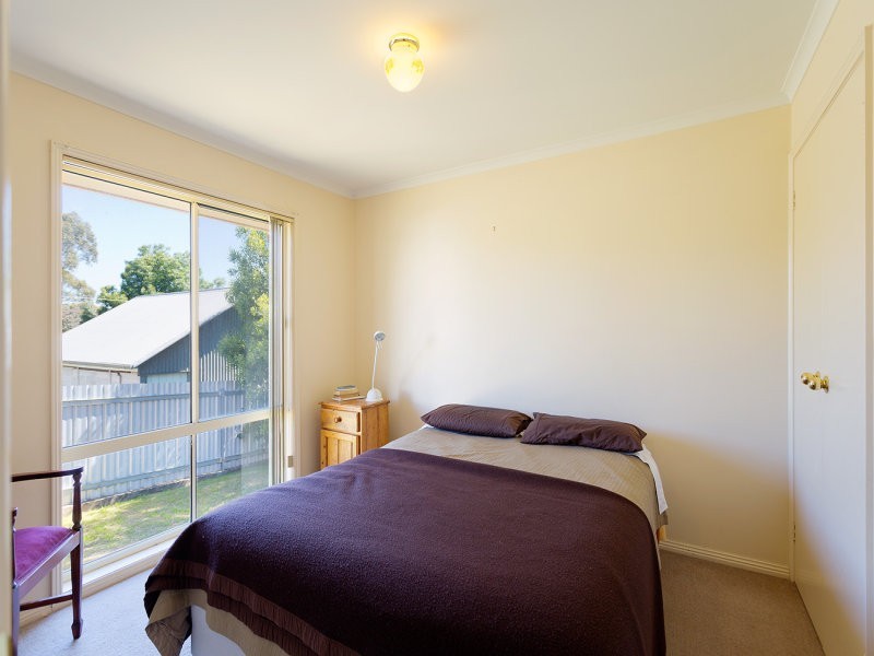 2/123 Duke Street, Castlemaine VIC 3450