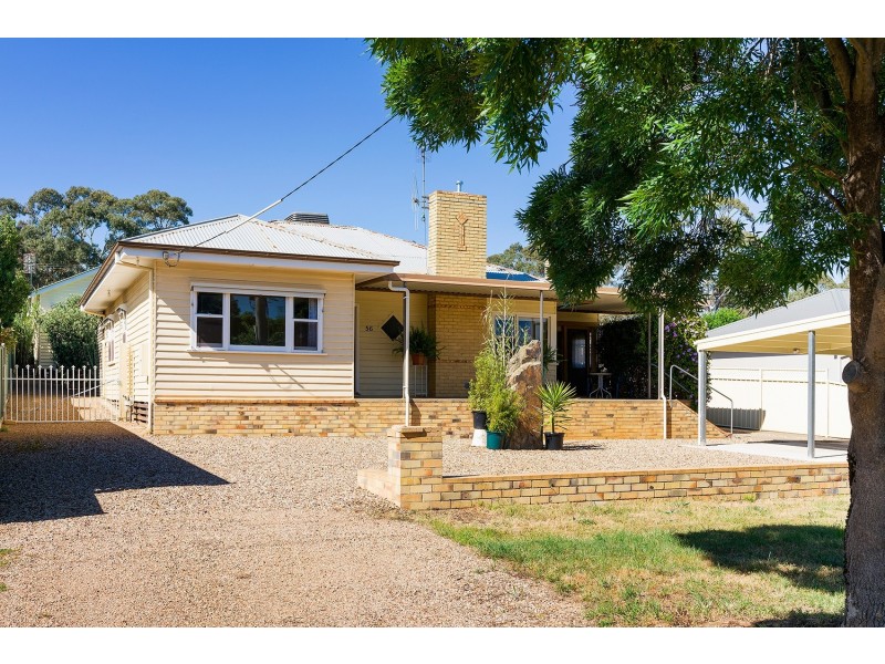 56 William Street, Castlemaine VIC 3450