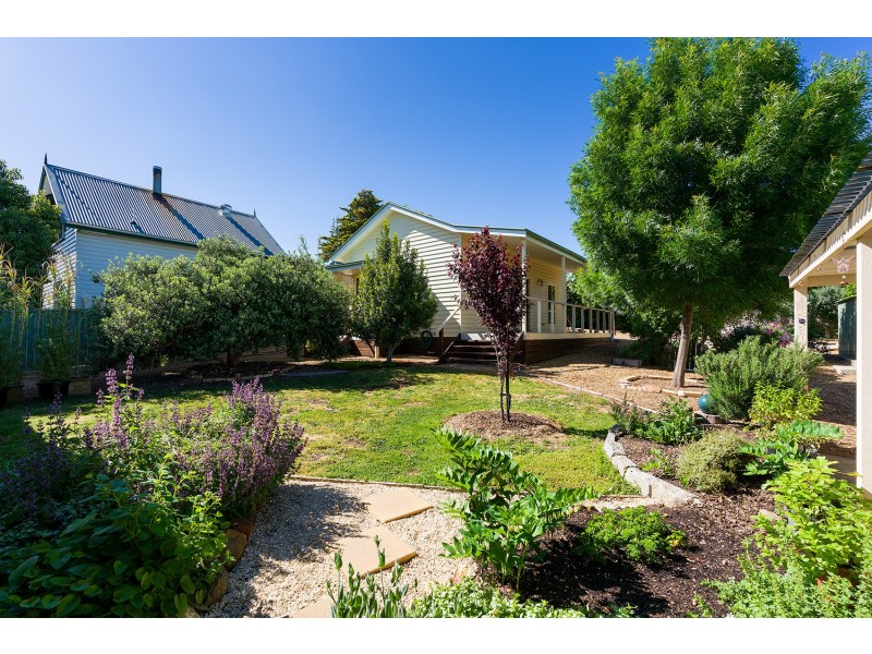 56 William Street, Castlemaine VIC 3450