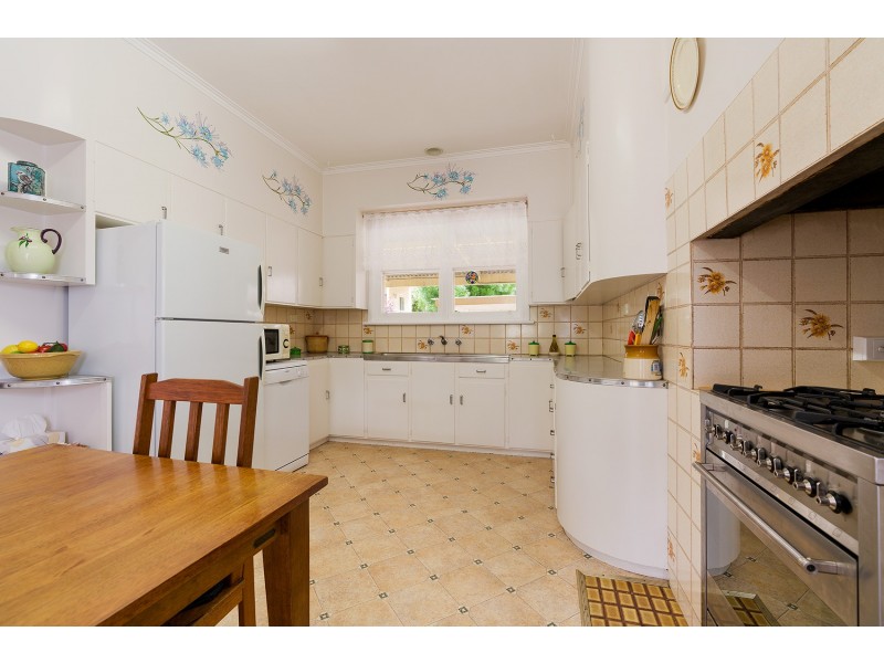 56 William Street, Castlemaine VIC 3450