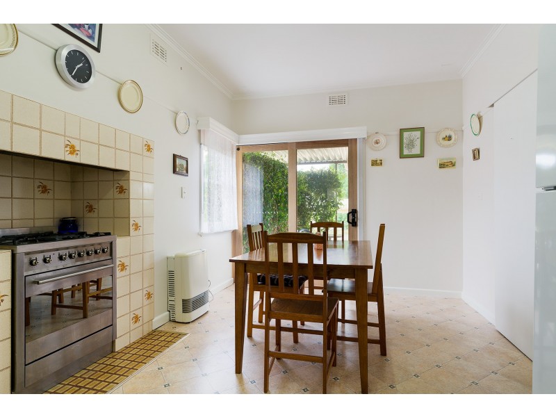 56 William Street, Castlemaine VIC 3450
