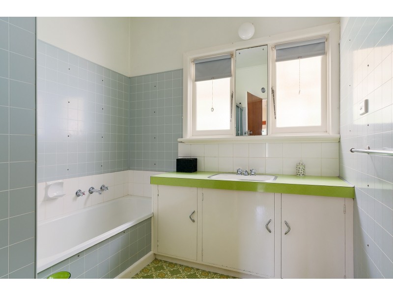 56 William Street, Castlemaine VIC 3450