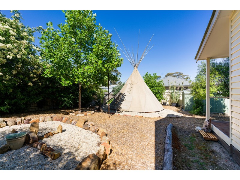 56 William Street, Castlemaine VIC 3450