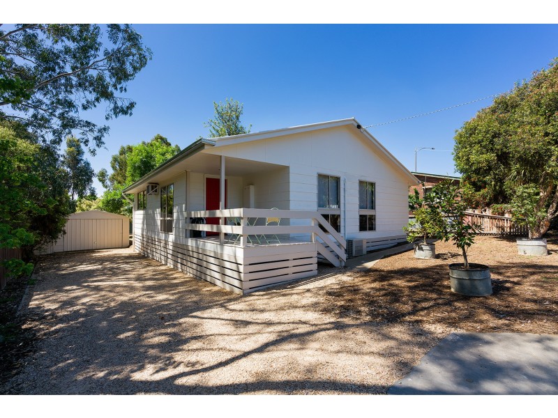 7 Pleasant Street, Castlemaine VIC 3450