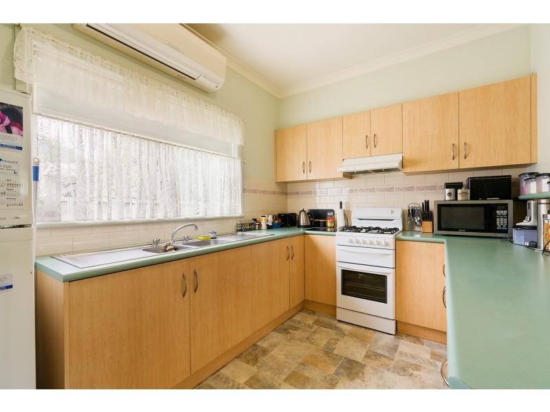 2/268 Barker Street, Castlemaine VIC 3450