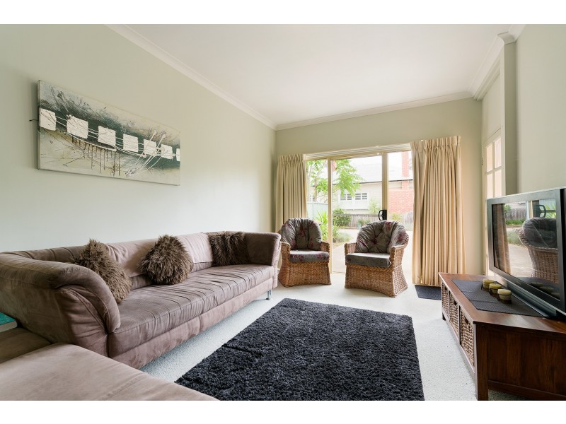 2/268 Barker Street, Castlemaine VIC 3450