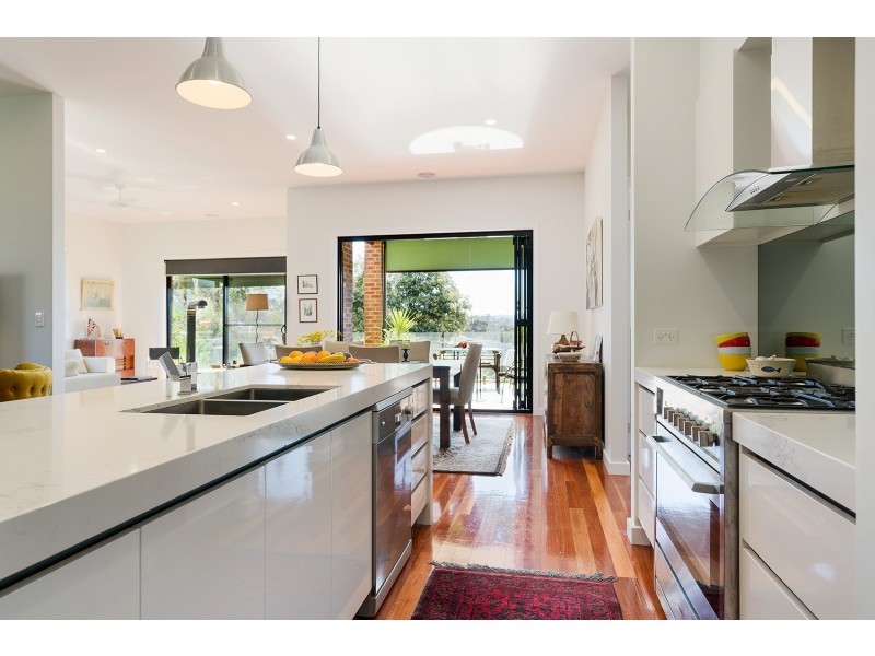 22 Phyllis Crescent, Castlemaine VIC 3450