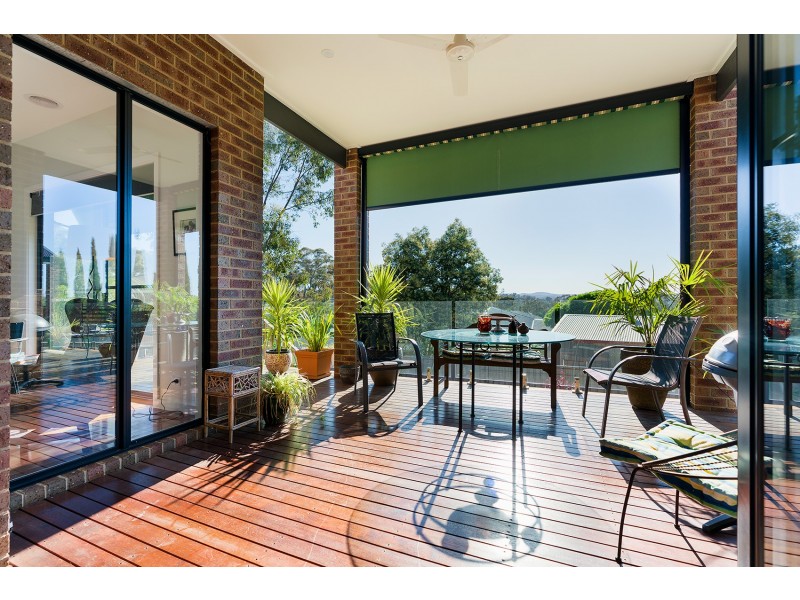 22 Phyllis Crescent, Castlemaine VIC 3450