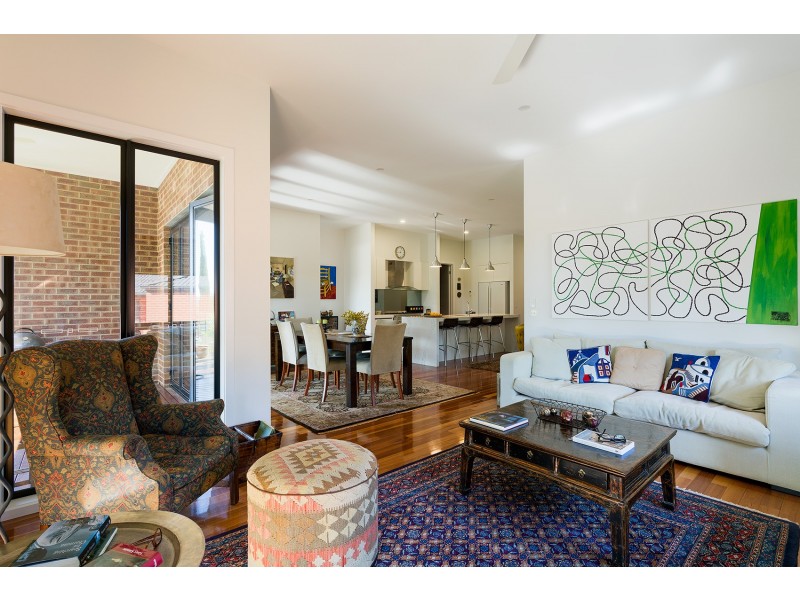 22 Phyllis Crescent, Castlemaine VIC 3450