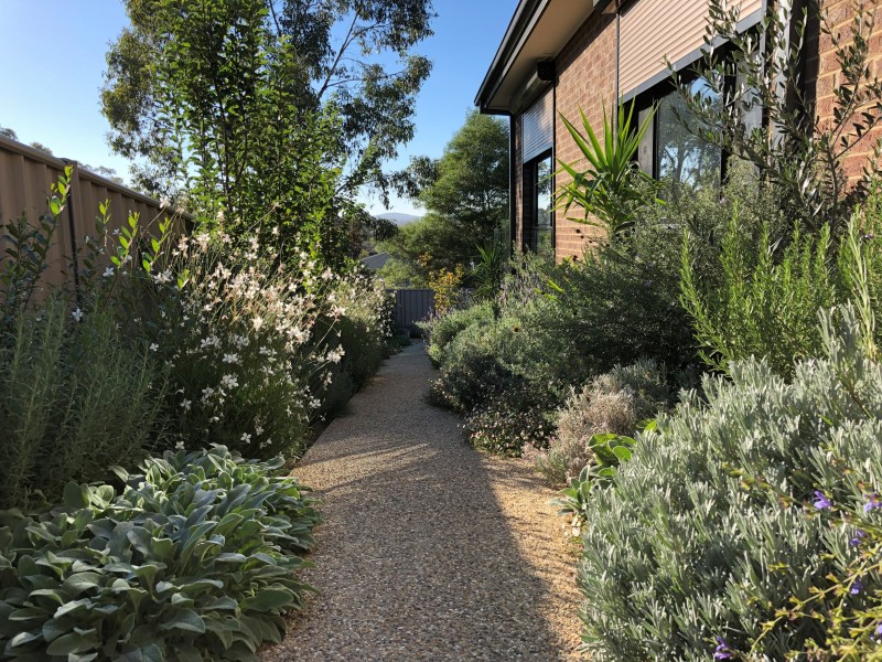 22 Phyllis Crescent, Castlemaine VIC 3450