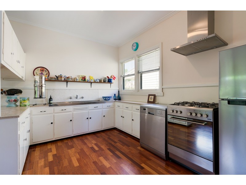 94 Johnstone Street, Castlemaine VIC 3450